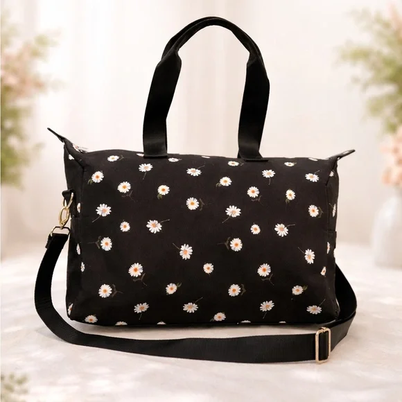 Alice + Olivia Black Daisy Print Travel Weekender Duffle Bag 🌼 - Picture 3 of 14